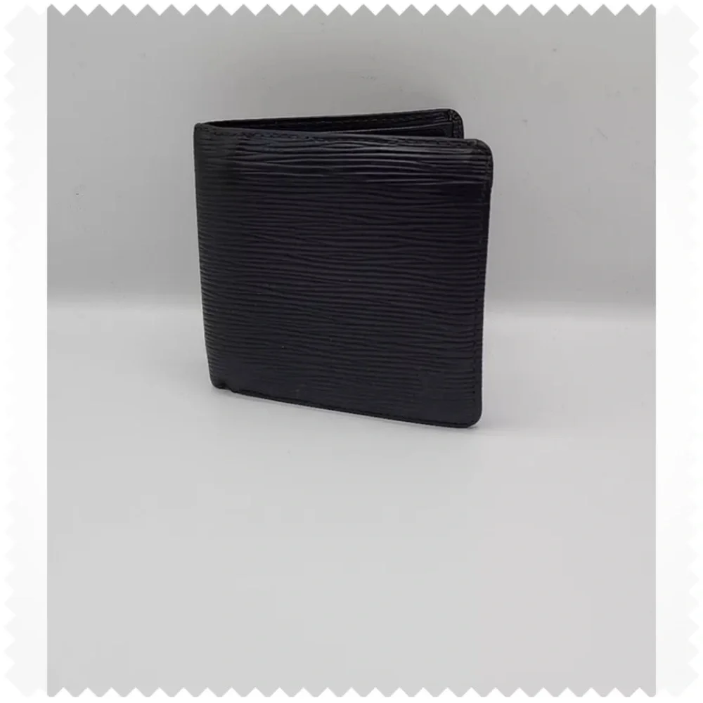 LV Louis Vuitton Epi Wallet - Picture 2 of 6